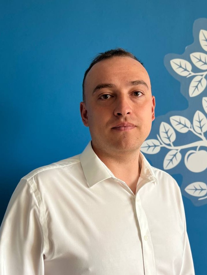 Макаров Дмитрий Сергеевич.