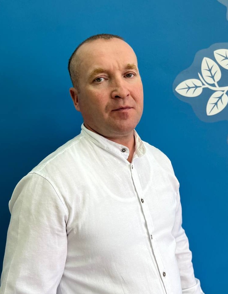 Савинов Владимир Николаевич.